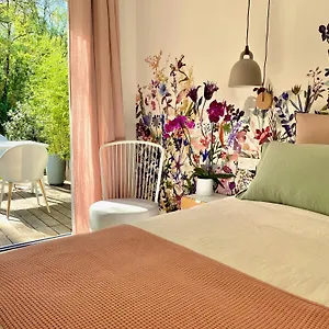 https://chambres-avec-spa-privatif-kassiopee-bed-spa.midi-pyreneeshotels.com
